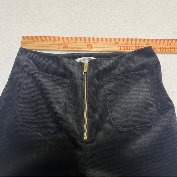 Wild Honey Flared Corduroy Pants Front Zipper and Pockets Black Size Small - Picture 8 of 10